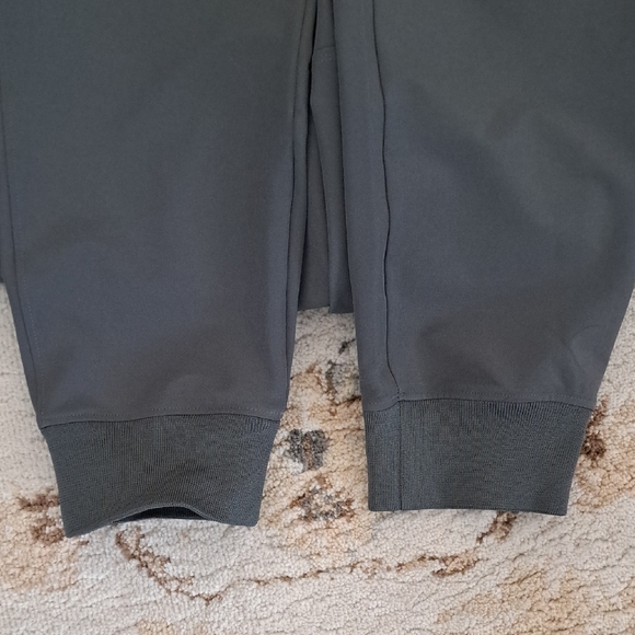 Under Armour MENS Athletic Pants - Picture 2 of 8